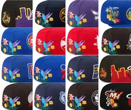 40 colores de béisbol masculino Snapback sombreros clásicos de color rojo hip hop Todos los equipos deportes de baloncesto deportes ajustables chapeau stitch heart "series" "" bird flores ma31-09