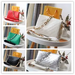 Designer Luxury bags Coussin pm gold Chain Cross body bag With Adjustable Straps Shoulder Handbags Messager bag Envelope Leather M20761 Business Bag Muti-Color