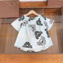 23ss designer barnskjorta kortärmade skjortor toddler t-shirt bebis flickor kläder täthet Rund hals Ren bomull märke Björntryck utskrift Hög kvalitet barnkläder a1