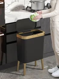 Waste Bins Golden Luxury Trash Can for Kitchen Creative Highfoot Black Garbage Tin Bathroom 230331