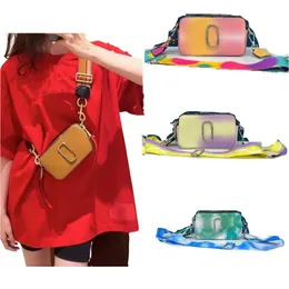 tasarımcı çantası 19 Renkler Renkli Kamera Çantası Tasarımcı Çanta Kadın Geniş Omuz Askıları Omuz Çantaları Cüzdan Marka Crossbody Flap