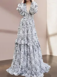 カジュアルドレスリンダデラ2023ファッションデザイナー女性の夏スタイルの花柄の丸いネックレトロハイウエスト長袖ドレス