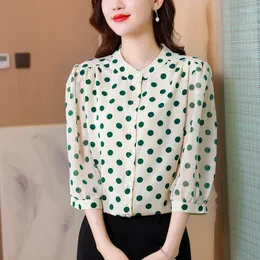 Kvinnors blusar Autumn White Satin Women Shirts Korean Fashion Three Quarter Sleeve Shirt Office Lady Button Up Camisas Para Mujer
