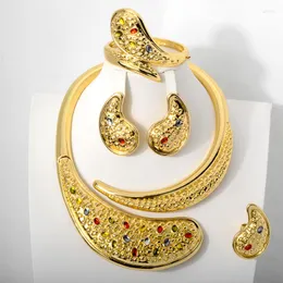 Naszyjne kolczyki Zestaw Słoneczny biżuteria ślubna Bransoletka Bransoletka Pierścień do kobiety kolor cyrkon luksusowa biżuteria prezent na rocznicę
