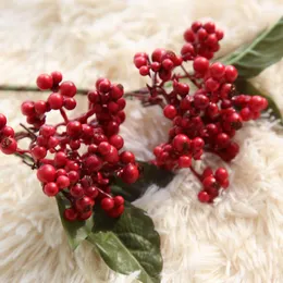 Dekorativa blommor 5st/Lot Red White Berry Fruit Artificial Flower Silk for Christmas Home Decoration Wedding Plant