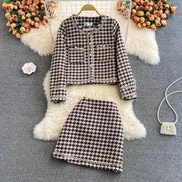 Women's Jackets 2023 Spring Autumn Women's Tweed Woolen Houndstooth Plaid Grid Coat And Skirt Twinset 2 Pcs Dress Suit ML