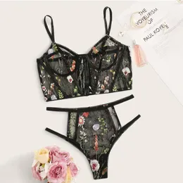 Bras Sets Sexy Porn Lingerie Set For Women Lace Mesh See-Through Floral Embroidery Underwear Ladies Open Bra Porno Costumes Erotic