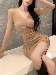 Vestidos casuales de invierno sólido Sexy vestido de mujer elegante moda coreana ceñido al cuerpo Mini mujer de manga larga con cuello en V Chic fiesta delgada 2023