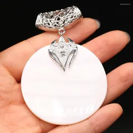 Hänge halsband Vita naturliga sötvattenskal runda hängen för örhänge halsband smycken gör charm kvinnor gåva storlek 50x50mm 60x60mm