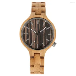 Wristwatches Elegant Vintage Ladies Bamboo Wood Bracelet Wristwatch Quartz Movement Grey Black Irregular Strips Round Dial Women's Watch