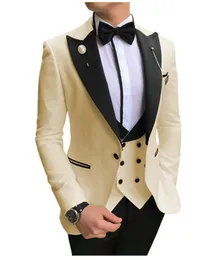 Costumes pour hommes Blazers JELTOIN Custom Made Ivoire Groomsmen Male Groom Tuxedos Peaked Revers Hommes Pour Mariage Prom Man Blazer Pantalon Gilet