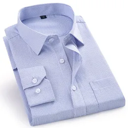 Mäns casual skjortor högkvalitativa män klär avslappnad pläd rand långärmad skjorta manlig vanlig fit blå lila 4xl 5xl 6xl 7xl 8xl plus size skjortor 230504
