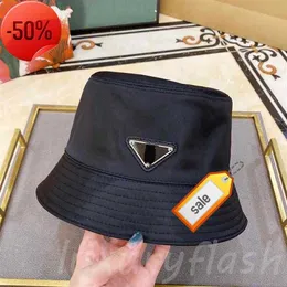 Pra Hats Bucket Hat Casquette Designer Stars with The Same Casual Outing Flat-toA Small Brimmed Hats Wild Triangle Standard Ins Ba259h2