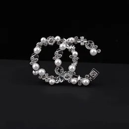 Luxury Designer Brand Brooch Fashion Women Flower Pearl Elegant Brooches Suit Pin Jewelry Clothing Decoration Accessories High Quality 20Style