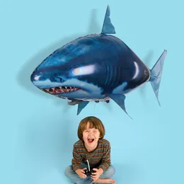 Electricrc Animals Creative RC Shark Toy Symulacja Shark Shark Fish Electric Animal Latające powietrze Balony Zabawki dla dzieci Prezenty 230504