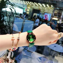 Wristwatches Big Gem Green Ladies Watches Leather Watch Belt Waterproof And Fashion Dress Match Female Shining G8209P