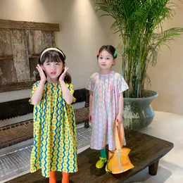 Vestidos de niñas Falda de niña Floja vertical Contraste Vestido de manga corta Princesa 2023 Summer's Children's Wear