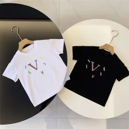 Tişörtler Bebek Çocuk Tasarımcı Kısa Kollu Çocuk Yaz Topları Bebek Kızlar Lüks Giysileri Moda Mektup Baskı Üst Kid Tshirt Günlük Gömlek