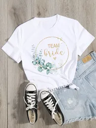 Kvinnor s t shirt blommor Bachelorette Team Bride Wedding Party Women Evjf Tee Shirt Casual Ladies Basic O Collar White Short Sleeved T Shirt Girl 230505