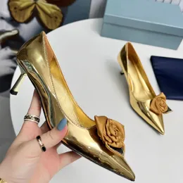 Fashion Dress Shoes Women kitten Heel Triangle Button Decoration Designer Shoes Silk Flower Elegant Pointed High Quality Genuine Leather pumps