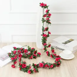 Flores decorativas colgantes artificiales plantas de vides de rosa falsas Faux para el dormitorio de la pared jardín de novia de interior decoración al aire libre