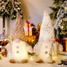 Juldekorationer Lång skägg Plush Hat With Lights Take Gift Crutches Rudolph Doll Window Ornament Tree Decor