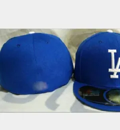 Męskie baseball pełne zamknięte czapki Summer True Fit Hip Hop Trucker Hat Tata Gorras Hombreball Bone Men Men Women 32 Drużyny Casual Sport Flat Hats La Los Angeles Mix Colours