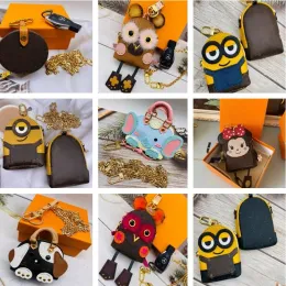 Chaves de lúculo de luxo clássico Owlchain Famous Brand Mini Backpack Keychains Flor Headphone Bag Decoration Acessórios de moedas de moeda