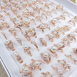 Legierung Zirkon Nachahmung Perle Ring Mixed Style Size Gold für Mannfrauen Art und Weiseschmucksachen