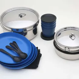 Camp Kitchen 22-Piece Mess Kit e set di padelle con borsa per il trasporto in rete buono P230506