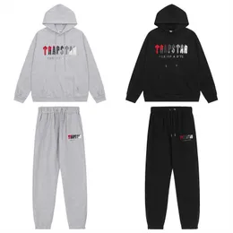 Designerkläder Mode Träningsoverall Huvtröja Trendig Trapstar Röd Grå Handduk Broderad Plockad High Street Casual Set för män Kvinnor i höst Vintersportkläder