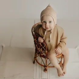 Keepsakes Vintage Baby Rattan Krzesło Born Pography Props Pose Poses Pography Props Tło Property Dziecko Praphy Akcesoria 230504