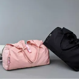 Bolsas esportivas Bolsa esportiva prateada Bolsa de bagagem de bagagem em sacos de viagem com tag duffel bolsa de ginástica feminina fitness esportes grandes sacos de ginástica feminino g230506