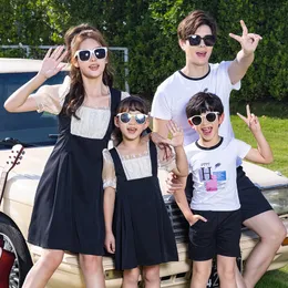 Family Matching Outfits mummy and daughter lace dresses summer parent-child dress women's Chiffon Dress girls kids T-shirt family look clothing set 230506