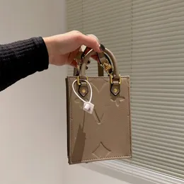 Designer handväskor petit sac plat totes väska prägling smidkornig äkta läder dubbel handtag vid poolen handväska toppkvalitet axelväskor handväska dhgate