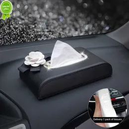 Ny 2022 bling camellia läder bilvävnadslåda bilvävnadspåse hängande hållare fall servettbila bildekor bling biltillbehör för kvinna