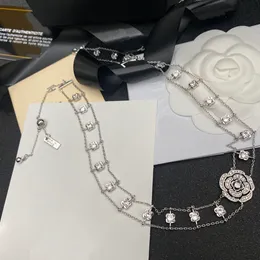 Kanał marki Projektant Chokers Naszyjniki Srebrna Diamentowa Miedzisza Biżuteria dla kobiet Choker Premium Classic Naszyjnik Spring Biżuter