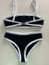 المسارات النسائية 2023 Summer Beachwear Sexy Sexy اثنين من قطعتين تم تتبعه تمثال نصفي مشد Bralette Top و Shorts مطابقة بدلات الإناث 230506