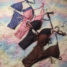 Seksi Bayan Tasarımcılar Bikinis Setleri Açık kayış şekli mayolar bayanlar mayolar yüzmek yıpranma plajı kadın yüzerleri karışık lüks markalar mayo