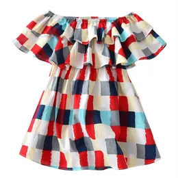 Детская дизайнерская одежда для девочек одевается в Spring Styles European и American Girll High Cettking Cotton Plaid Fring308p
