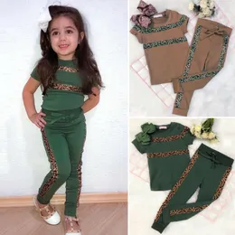 SetsSuits Fashion Girls Clothes Set Cotton Casual Leopard Print Kids Short Sleeve Topspants 2st Toddler Spädbarn Barn kläder 230508