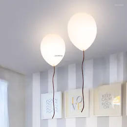 Plafoniere Lampade a sospensione nordiche Palloncini in vetro colorato Lampadari Illuminazione creativa per la camera da letto