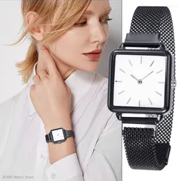 Relógios de pulso 2023 Quartz de moda para mulheres pulseira de luxo Ladies Casual Dial Simple Watches Metal Strap Montre Femmes