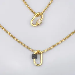 Pendant Necklaces FLOLA Geometric Small Oval Lock Necklace For Women Crystal Gold Plated Chain Screw Clasp Carabiner Punk Jewelry Nker62