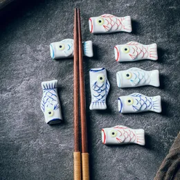 Chopsticks japansk karp streamer form keramik söt hållare stativ vila kudde gaffel sked rack hyllmiddagsbord kök redskap