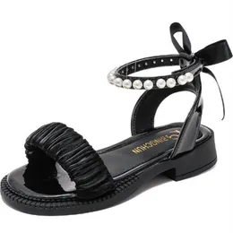 Girls 'Sandals 2023 sommar New Pearl Fashion Sandals Korean Edition Soft Sole Middle School Students' Casual Girls 'Roman Shoes