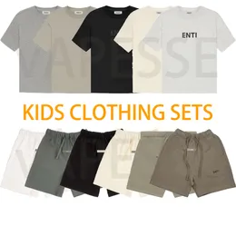 Barnkläder ess baby set pojkar flickor set childrens t-shirt tee shorts baby pojke sommarstorlek 110-160 doe4