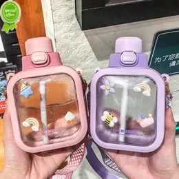 700 ml Kawaii Square Water Cup Słodka dziewczyna duża pojemność butelka zewnętrzna Przenośna woda Puchar z plastikową butelką do picia ze słomką