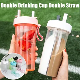 Vattenflaskor 600 ml Dual Drinking Cup Dual Straw Portable Large Capacity Water Bottle Creative Par Water Cup Dual Purpose Water Bottle 230508