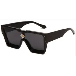2023 Designer sunglasses for men and women anti-reflective polarized glasses UV400 Original Eyeglasses Outdoor